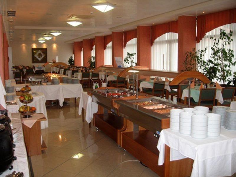 Hotel Amfora ราบัซ ภายนอก รูปภาพ
