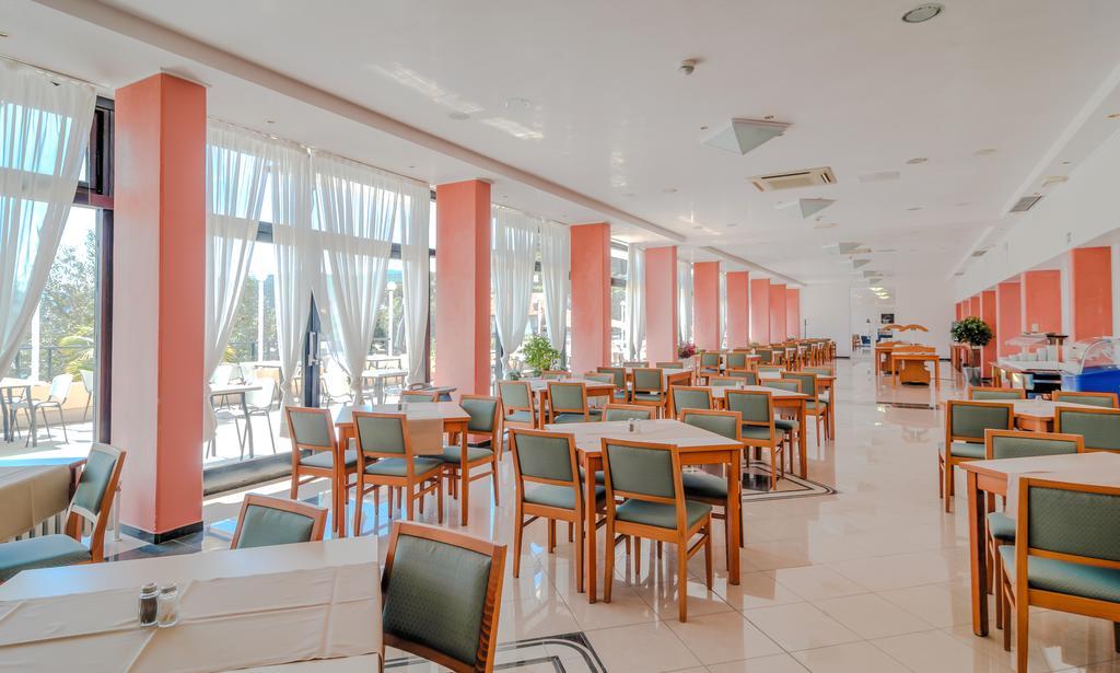 Hotel Amfora ราบัซ ภายนอก รูปภาพ